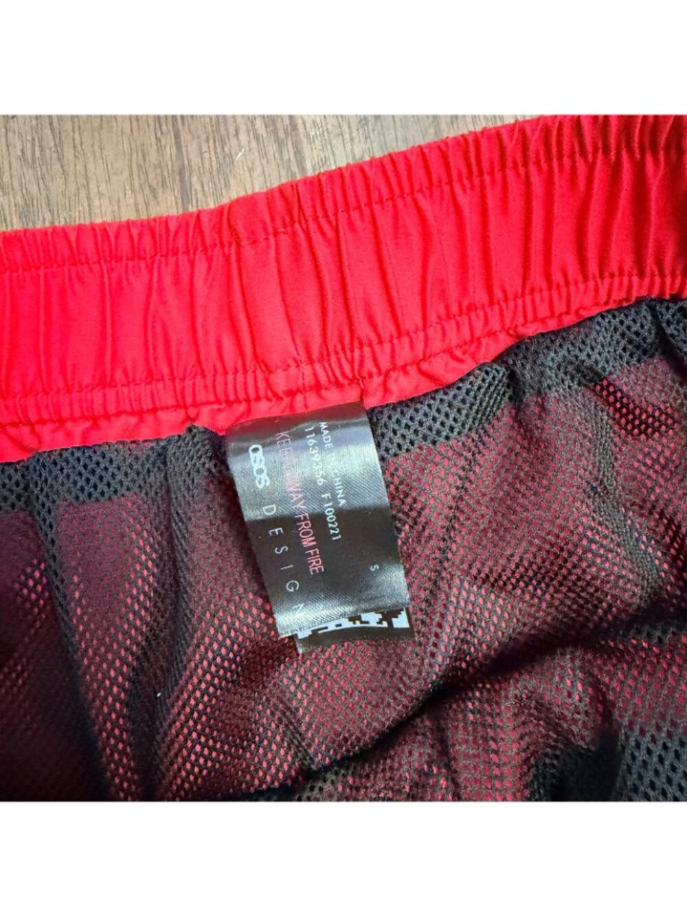 ASOS Men’s Swimming Trunks Size Small - Picture 5 of 6